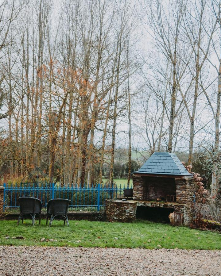 فندق Domaine De La Fauvriere Sainte-Honorine-de-Ducy المظهر الخارجي الصورة